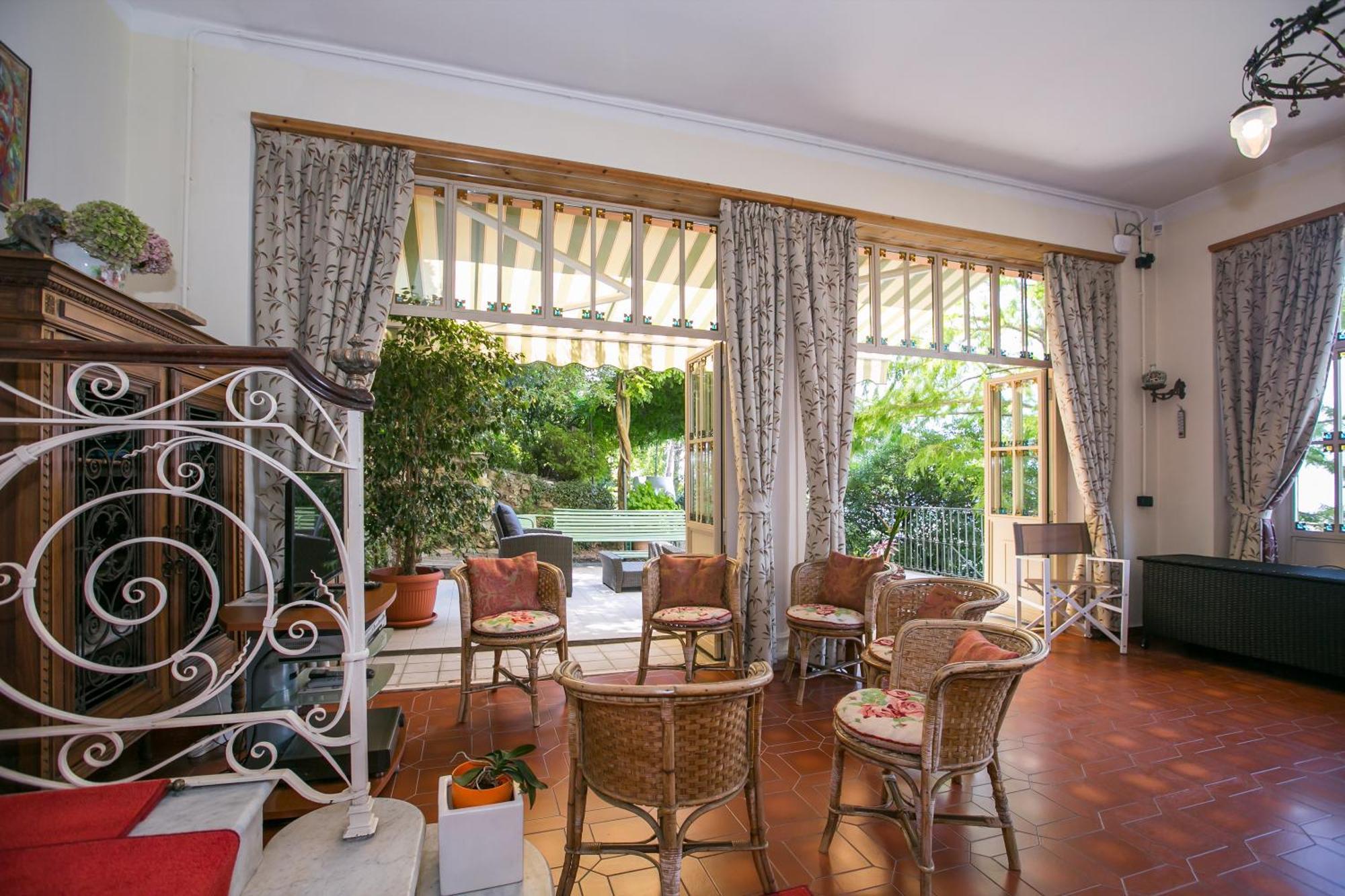 Villa Lucia Grande Varenna Buitenkant foto